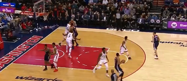 Wizards fiton ngushtë ndaj Raptors (VIDEO)