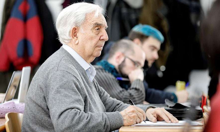 Studenti i pazakontë i programit “Erasmus”