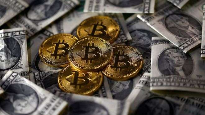 Bitcoin pëson rënien më të madhe që nga 2013-ta