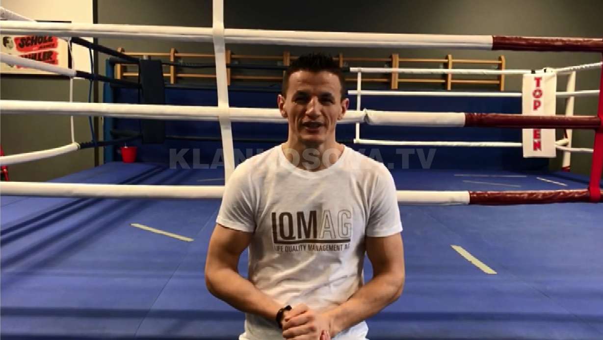 Robin Krasniqi flet para meçit të së shtunës (Video)