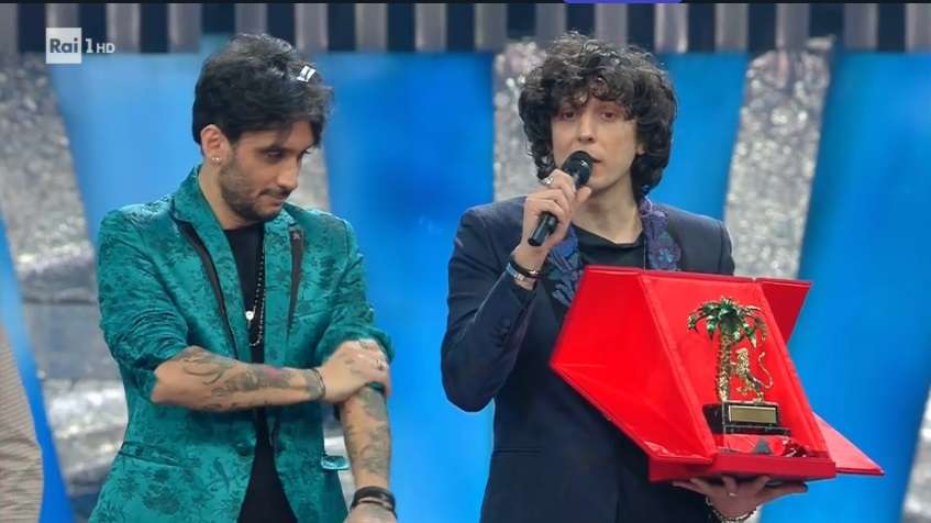Ermal Meta fiton “Sanremo 2018” (VIDEO)