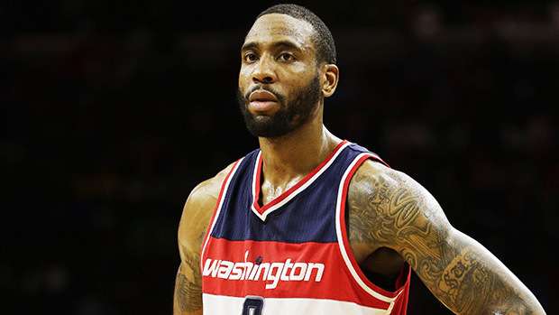 Vdes tragjikisht ish-basketbollisti i NBA-së