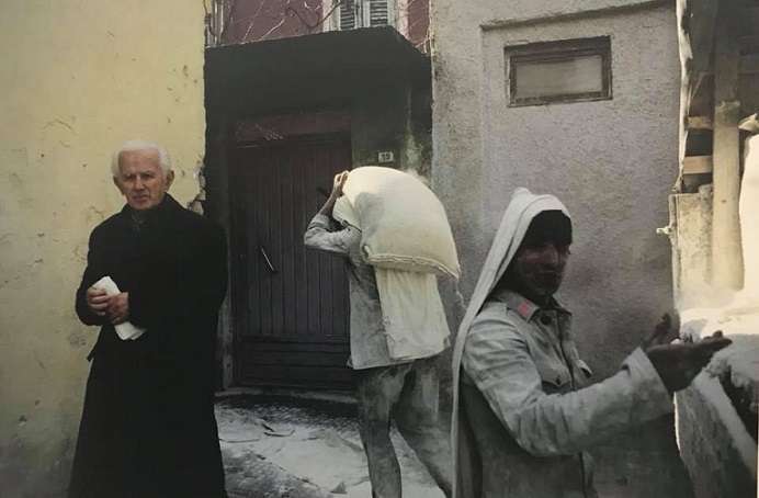 Koleksioni i fotove për të mos u humbur: Kjo ishte Shqipëria e vitit ‘91