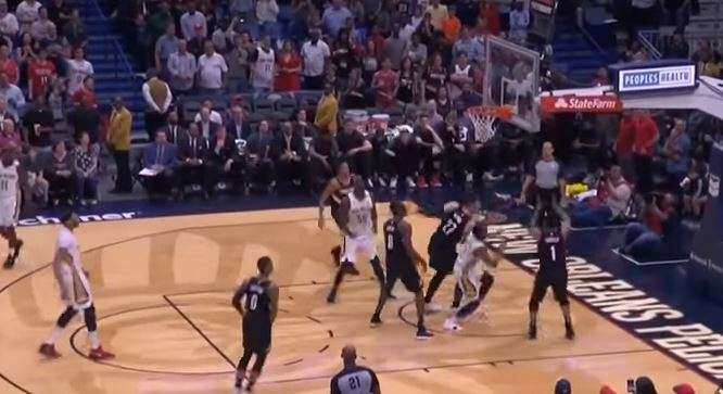 Portland fiton derbin ndaj New Orleans (VIDEO)