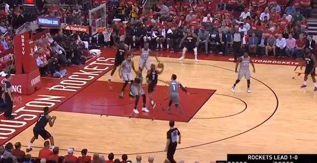 Houston arrin edhe fitoren e dytë (VIDEO)