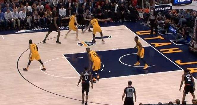 Utah bindës ndaj Clippers (VIDEO)