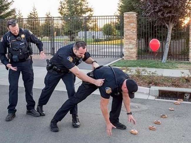 Edhe policët dinë të argëtohen (FOTO)