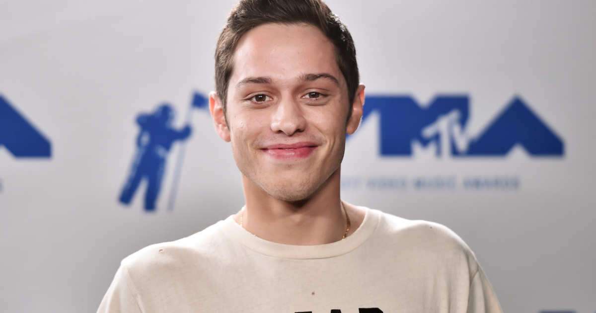 Pete Davidson thotë se të dashurën e trajton si një princeshë