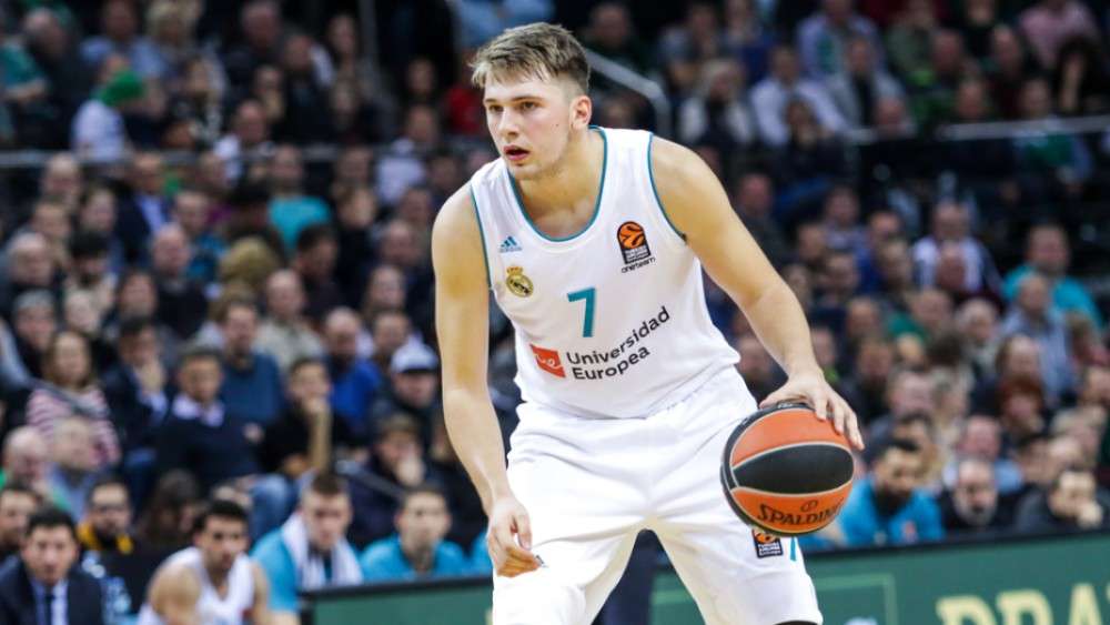Real Madrid – Fenerbahçe në finale të Final Four (VIDEO)
