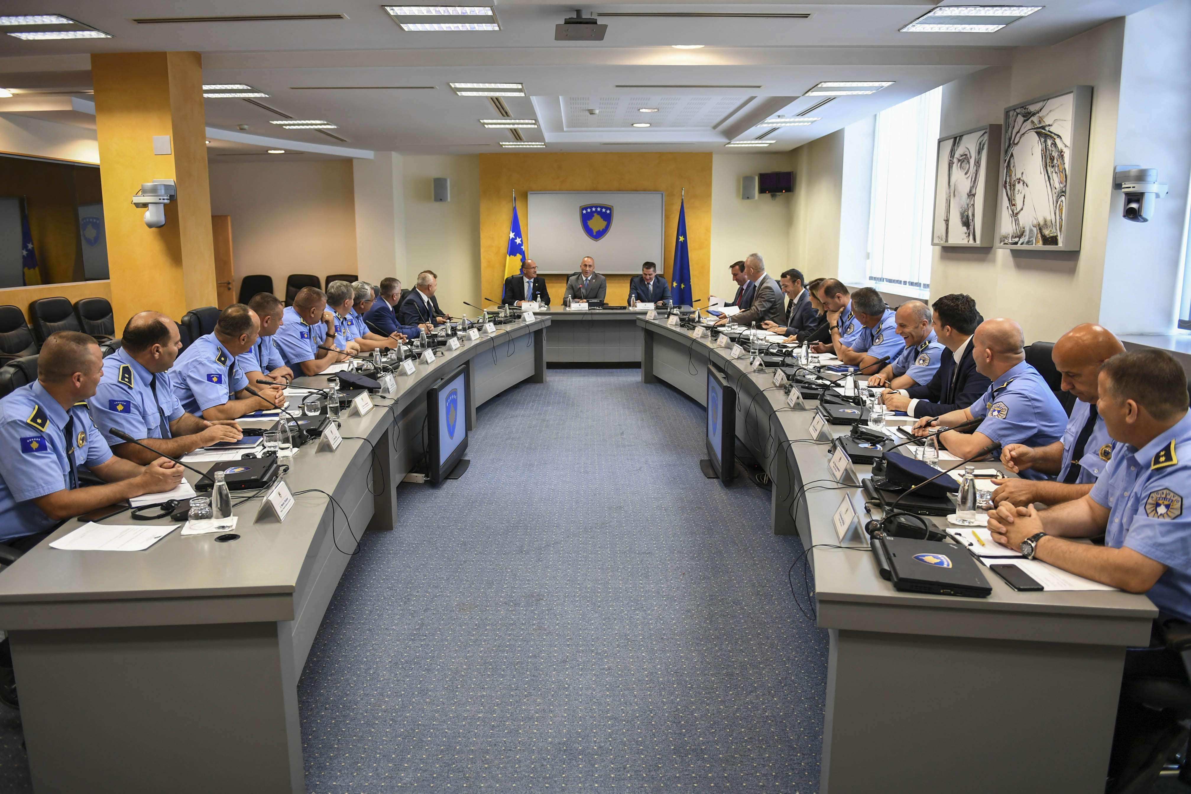 Haradinaj mbledh institucionet e sigurisë (FOTO)
