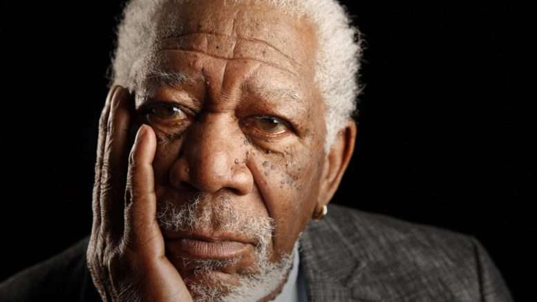 Aktori Morgan Freeman kërkon falje pas akuzave për ngacmim seksual
