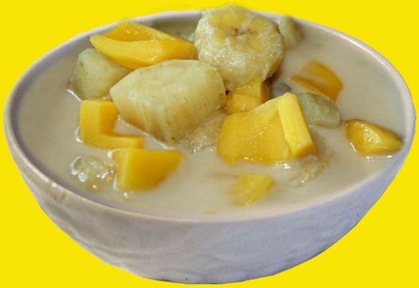 Myslimanët indonezianë nisin iftarin me supë bananesh!