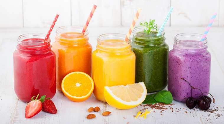 Smoothie me fruta për t'i larguar kilogramët e tepërt