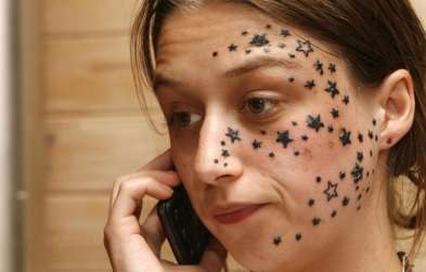 Tatuazhet e çmendura për të cilët u penduan autorët