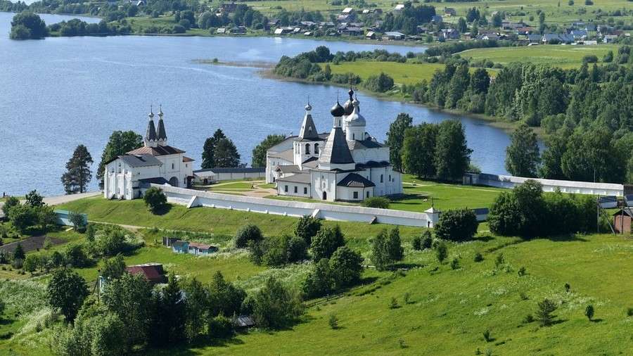 Rusia jep toka falas, për rusë e të huaj