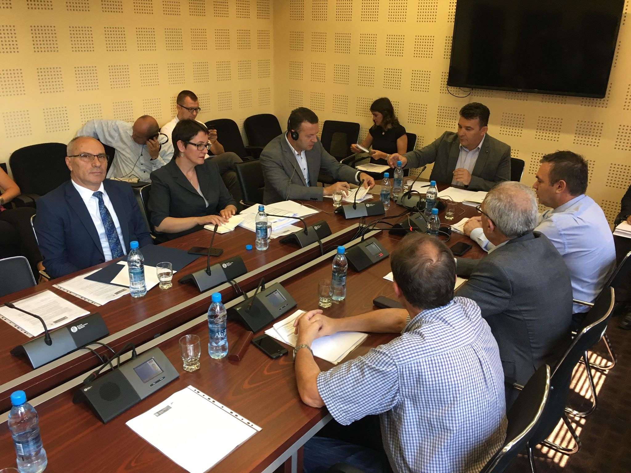 Interpoli hiqet nga rendi i ditës së Komisionit të Brendshëm