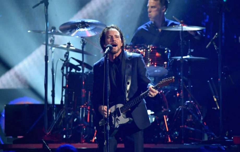 Pearl Jam nderon Anthony Bourdain