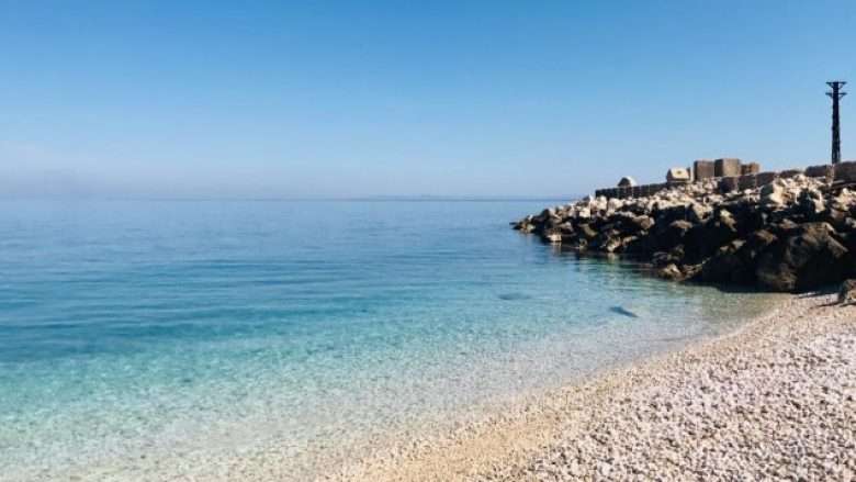 Misteret e ishullit të Sazanit në Shqipëri (Foto)