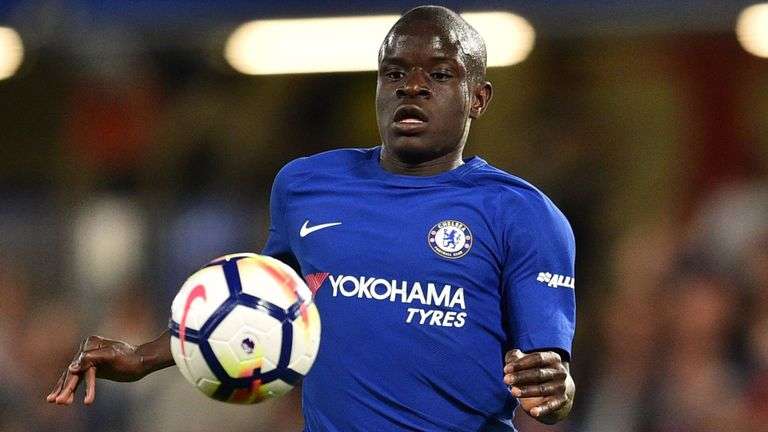 UEFA e vlerëson N'golo Kante si mesfushori i vitit