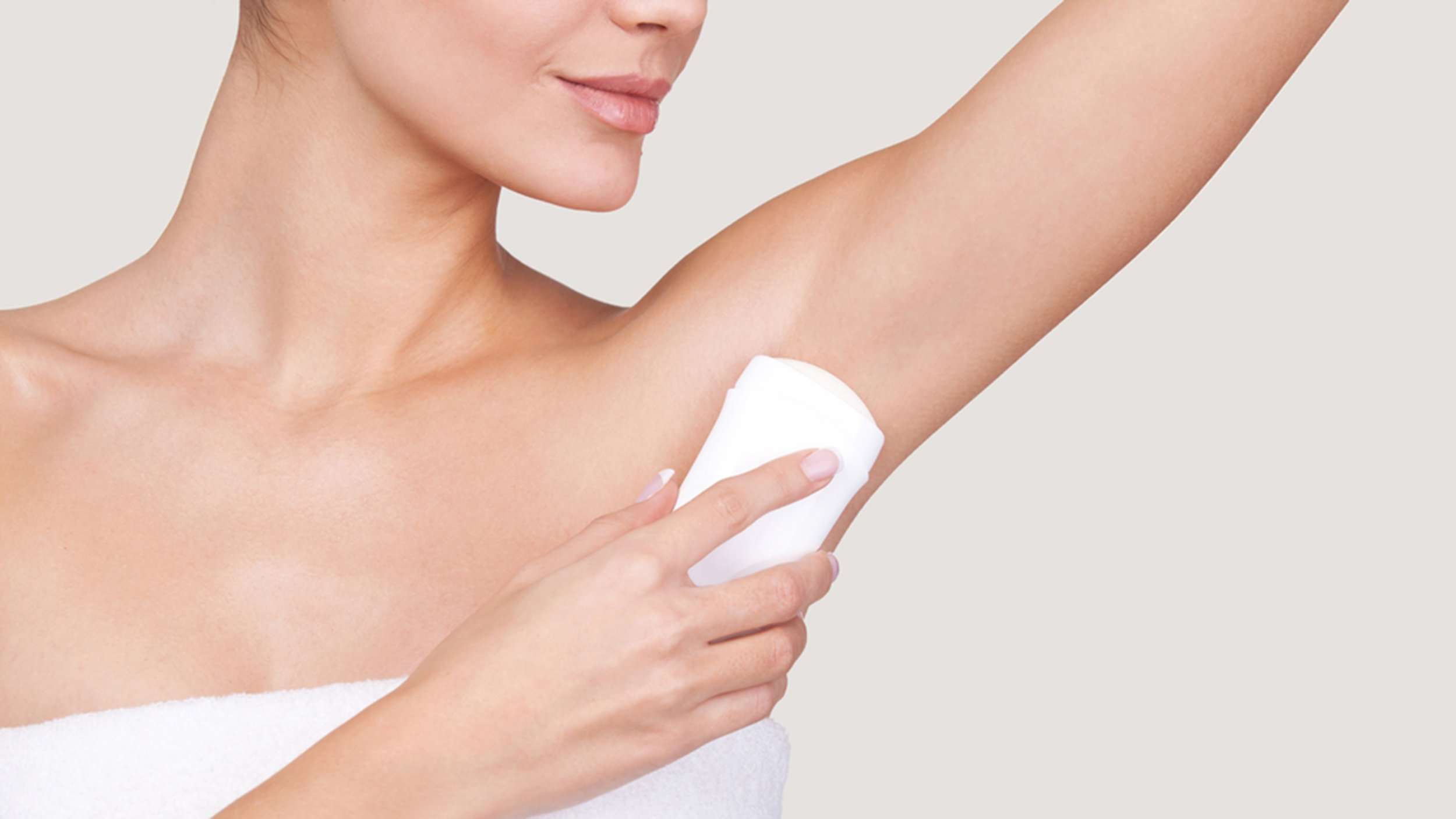 Ndërroni deodorantin çdo gjashtë muaj