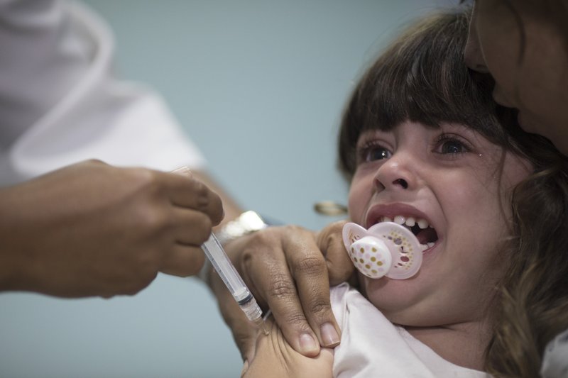 Brazili e nis fushatën mbarëkombëtare te vaksinimit