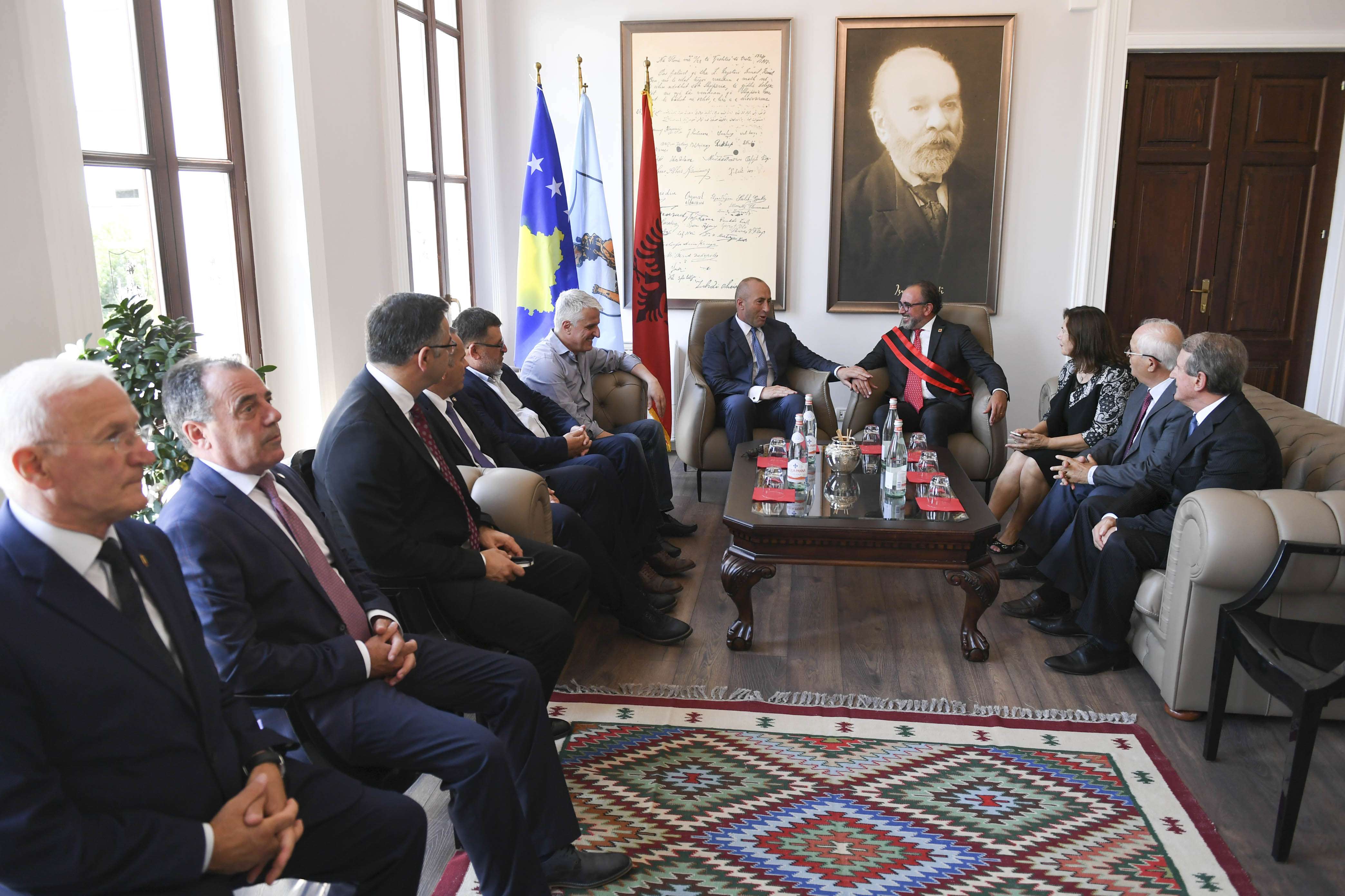 Haradinaj: Lidhjet dhe dashuria e ndërsjellë shqiptare do të forcohen edhe më shumë