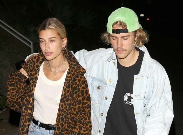 'Kam frikë, ankth…'- Hailey Bieber flet për problemet me veten