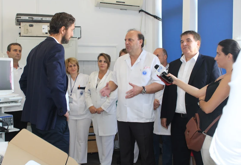 Klinika e Gastroenterologjisë pajiset me videogastroskop dhe videokolonoskop