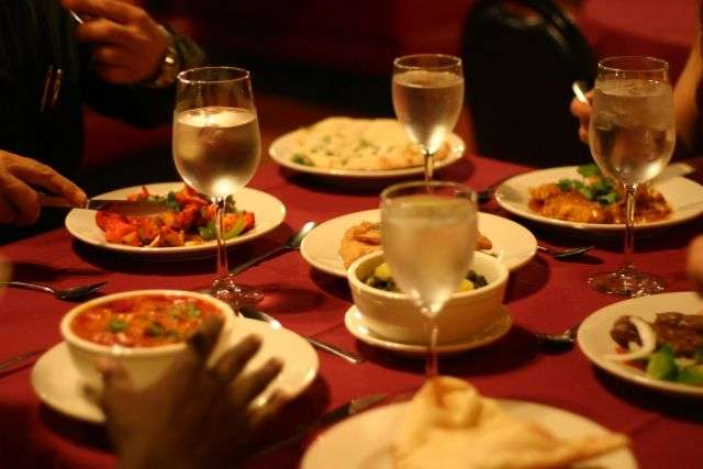 Gabimet që bëjmë shpesh kur darkojmë në restaurant