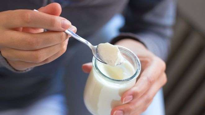 Jogurtët kanë më shumë sheqer se pijet e gazuara