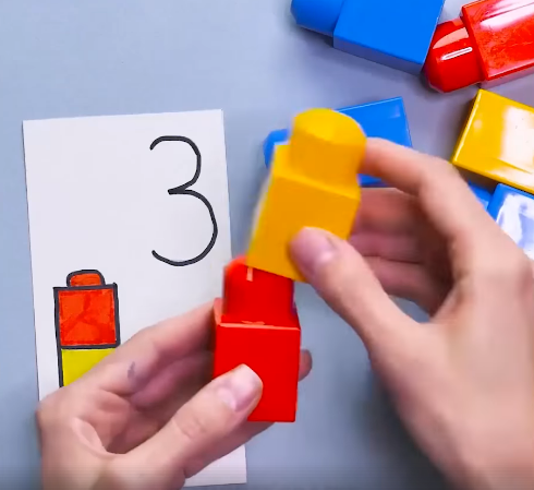 Krijoni vetë lodra edukative për të vegjlit tuaj (VIDEO)