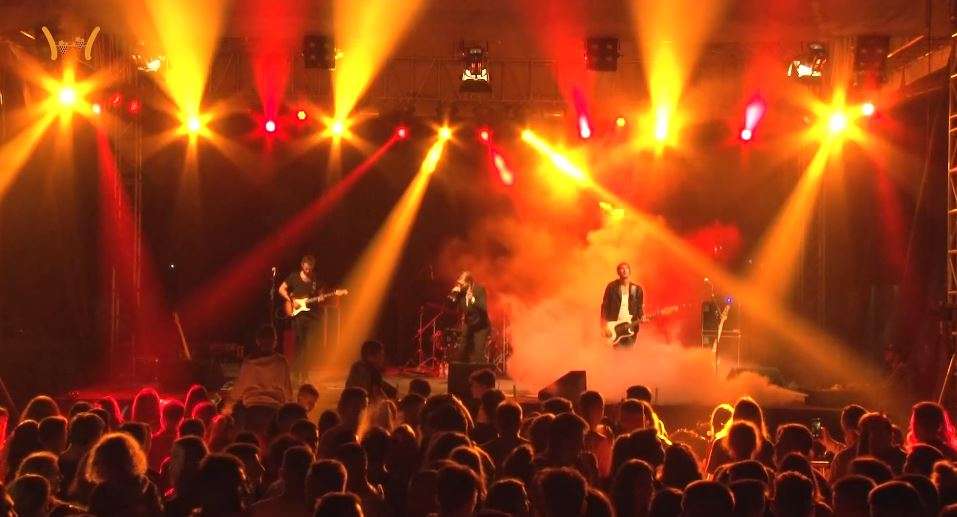 Rock grupi suedez këndon "Xhamadani vija vija" (VIDEO)