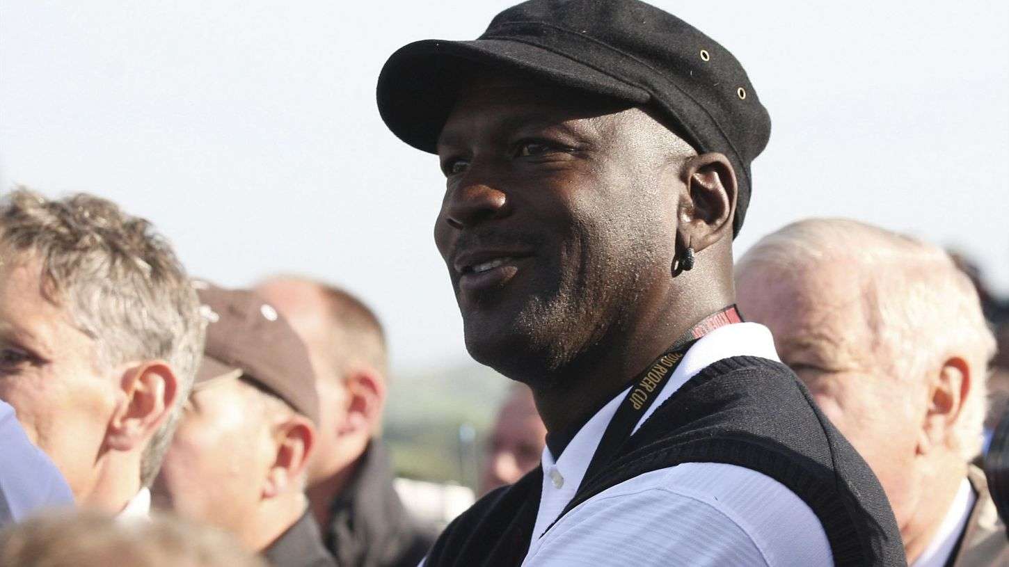 Michael Jordan mbledh ndihma për të prekurit e uraganit Florence