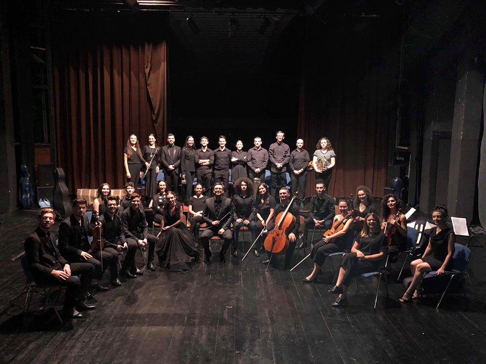 Orkestra 'Pirolo' e Gjakovës, shpërthen me koncerte në Kosovë e Maqedoni