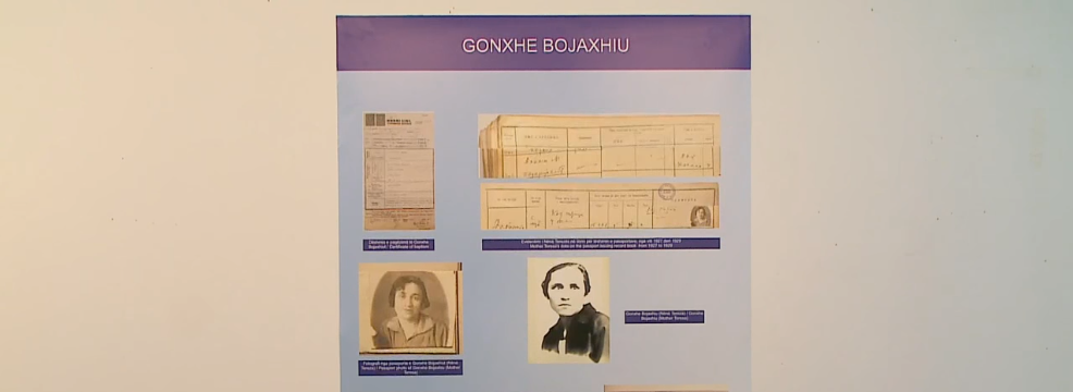Pasaporta e Nënë Terezës ekspozohet në Muzeun Historik Kombëtar