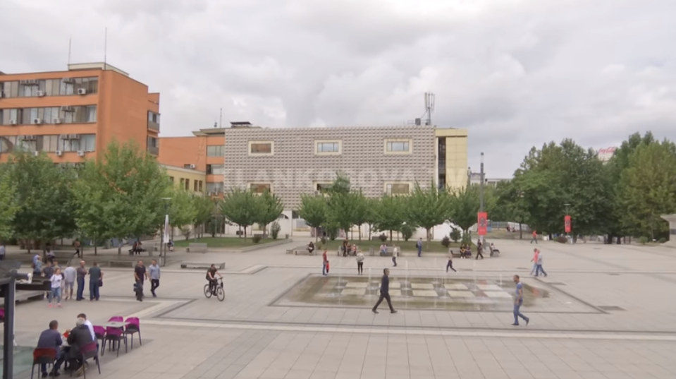 Salla Koncertale në parcelën ku ndodhet Administrata Tatimore (VIDEO)