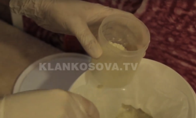 Largimi i celulitit përmes baltës (VIDEO)