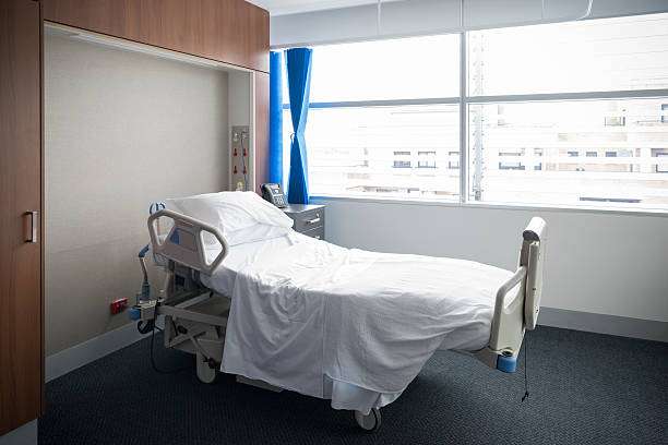 Mbulesat e shtratit në spital me baktere edhe pas pastrimit 