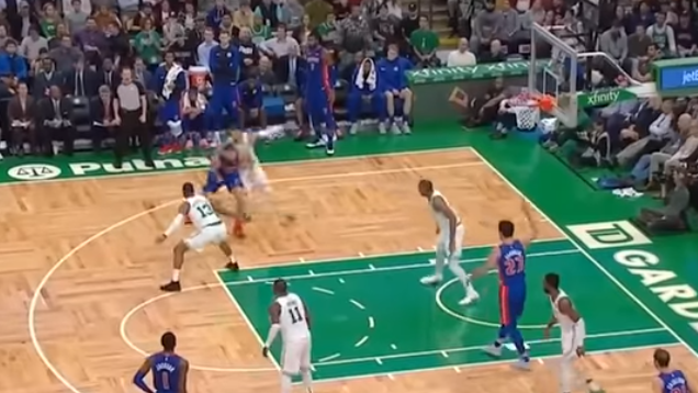 Boston mposht Detroitin (VIDEO)