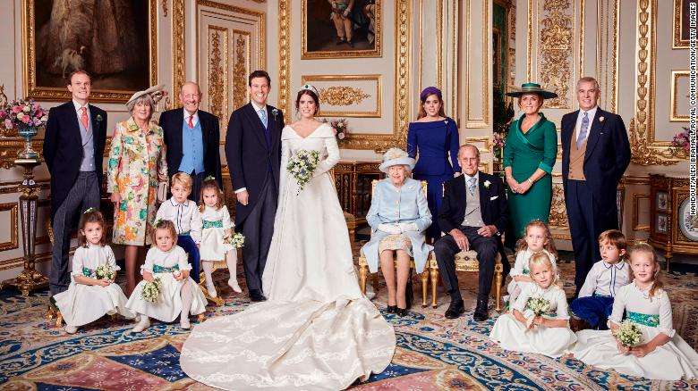 Dalin fotografitë zyrtare të dasmës së Princeshës britanike (FOTO)