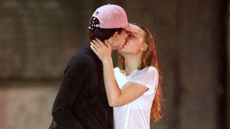 Timothee Chalamet and Lily-Rose Depp konfirmojnë lidhjen