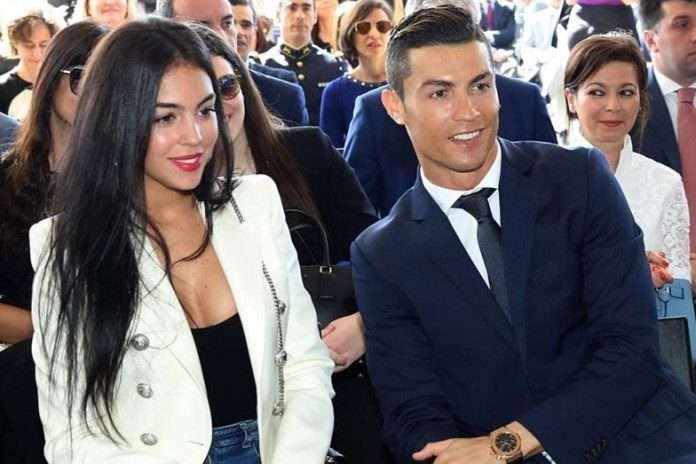 E dashura e Ronaldos shfaqet ndryshe (FOTO)