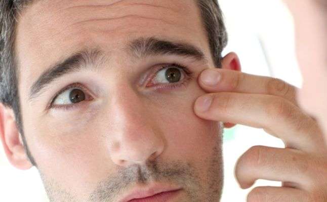Konsumimi i cigareve plakë lëkurën