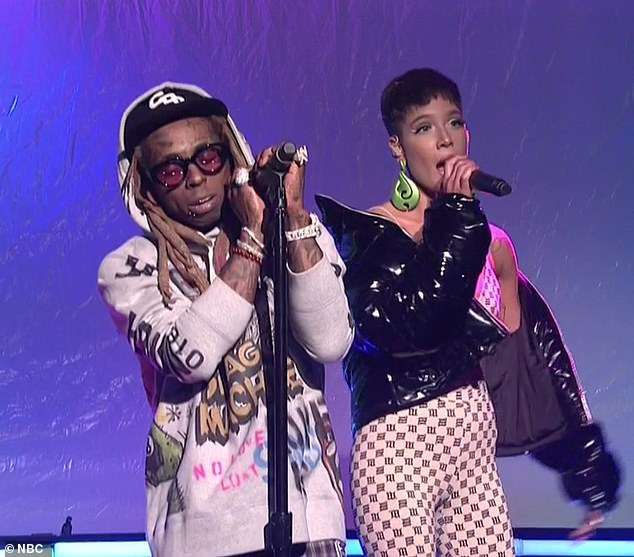 Halsey merr një tatuazh nga Lil Wayne