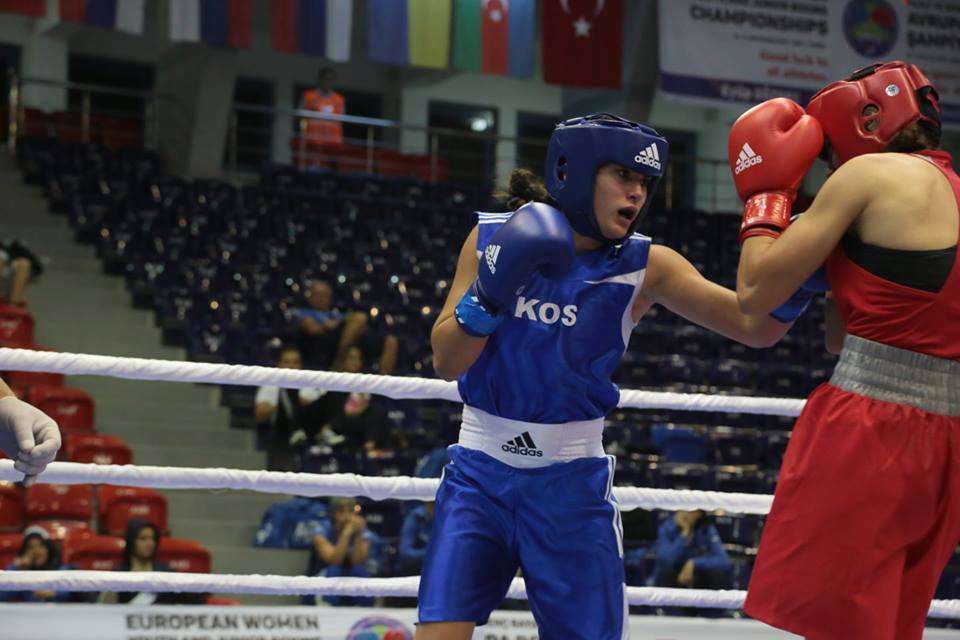 Kosova rrezikon pjesëmarrjen në kampionatin botëror në boks për femra,shkak mos pajisja me viza nga India