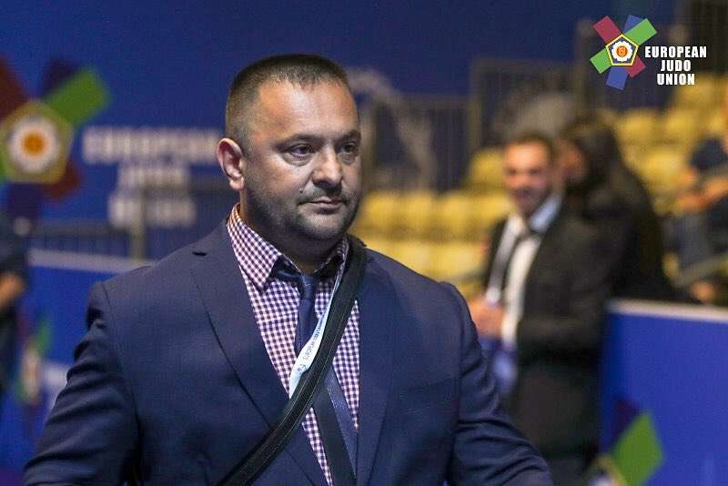 Kuka: Të gjithë shqiptarëve të besimit islam ua uroj festën e Bajramit