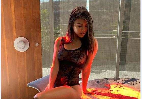 Kourtney Kardashian merr komente nga Liam Payne në Instagram