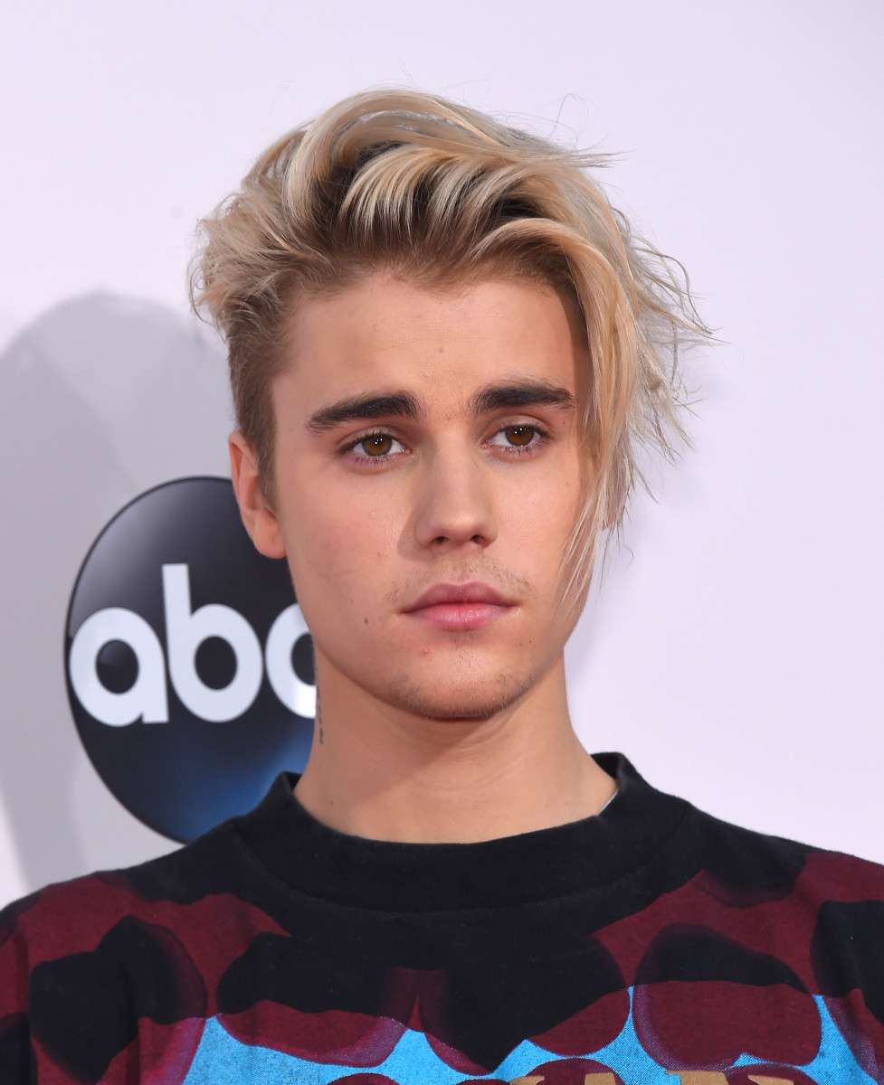 Justin Bieber bëhet shkak i mbylljes së një kanioni në Islandë