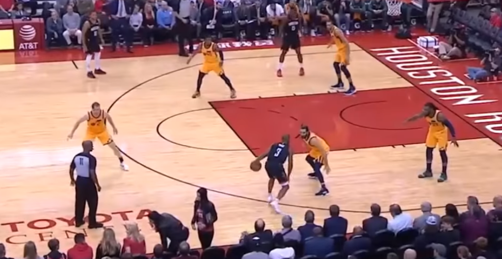 Houston dalëngadalë po ngjitet në tabelë (VIDEO)