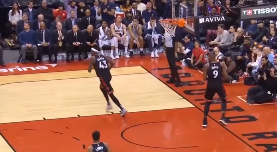 Nuggets mposhtin Raptors (VIDEO)